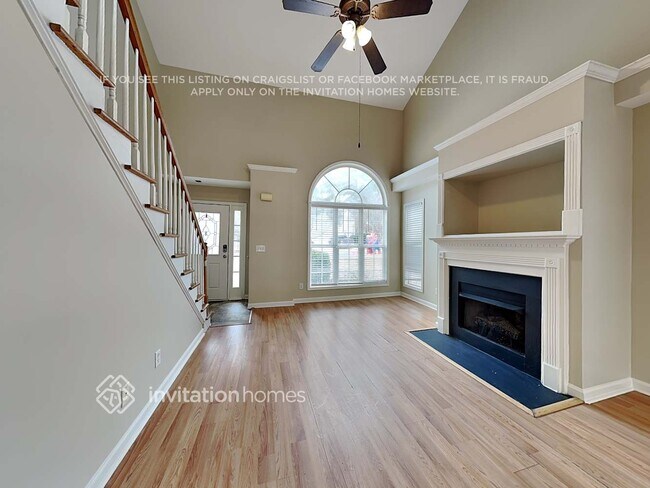 Foto del edificio - 325 Providence Rd