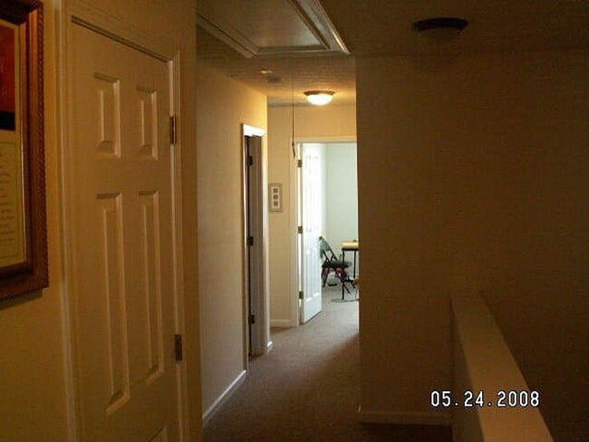 Building Photo - 1305 Adcox Square