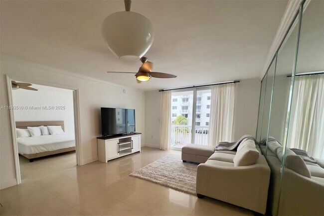 Building Photo - 401 Ocean Dr
