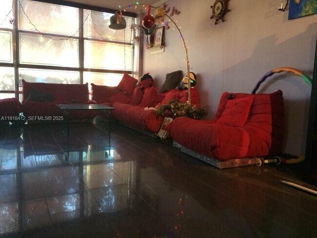 Foto del edificio - 2001 Atlantic Shores Blvd