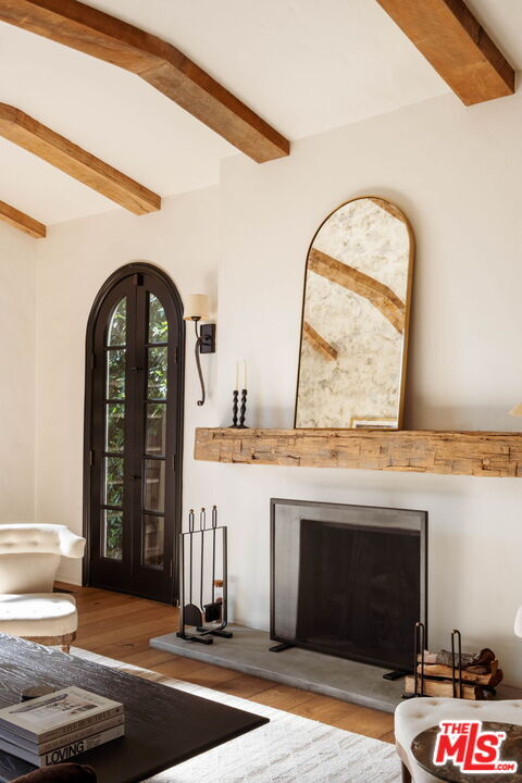 Foto del edificio - 6677 Maryland Dr