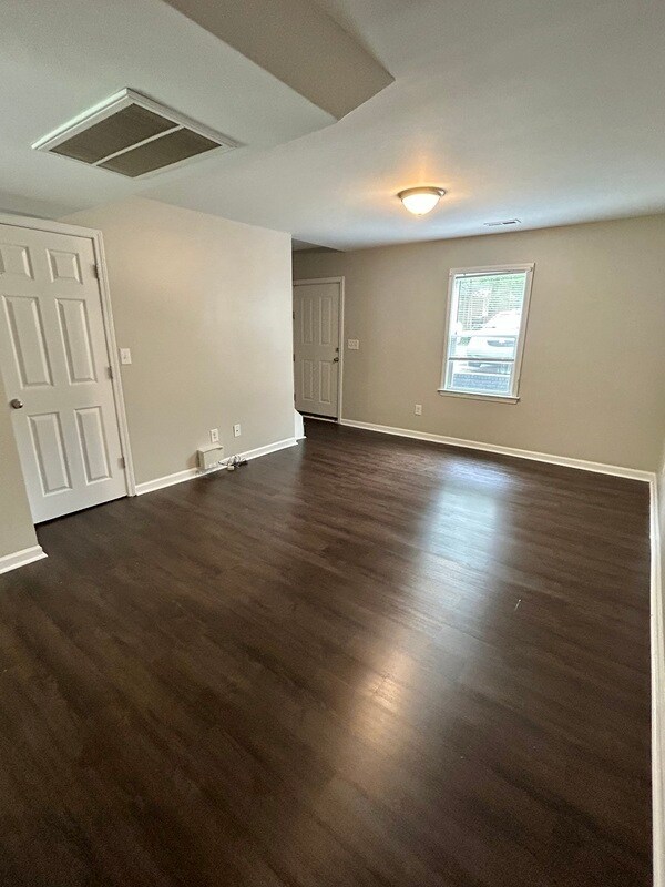 Foto del edificio - 1430 Nottingham Rd
