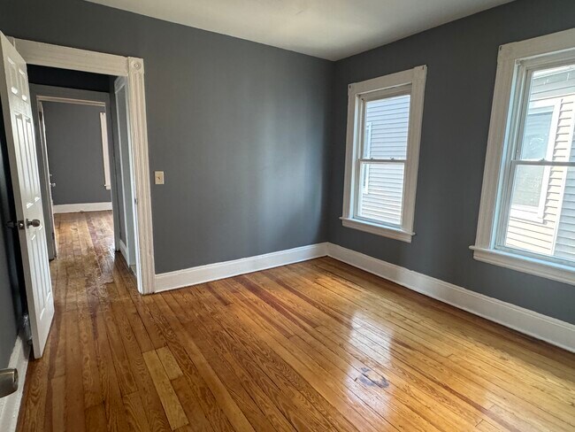 Dormitorio 2 - 2393 Main St