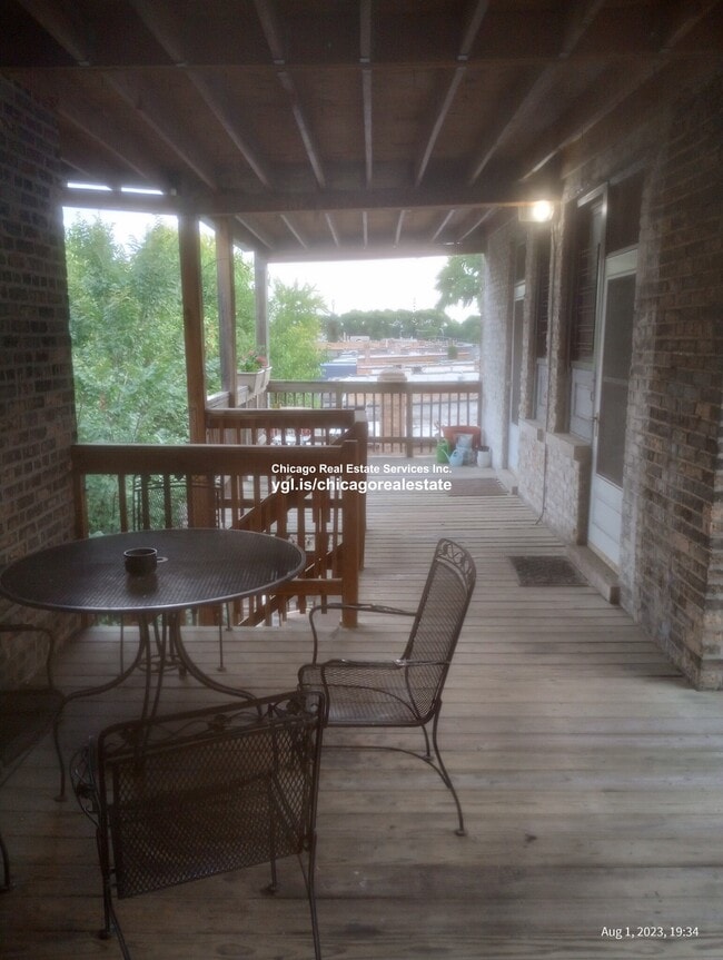 Foto del edificio - 2417 W Sunnyside Ave