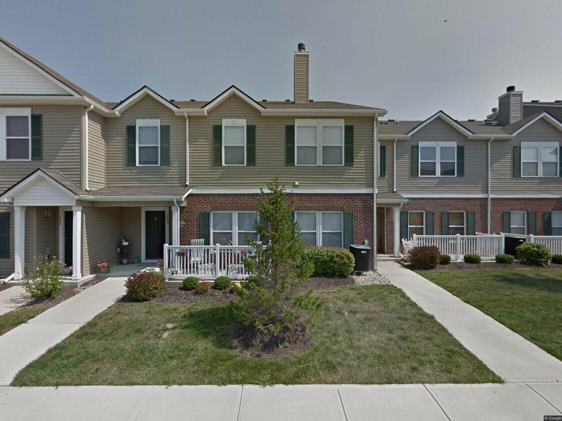 13415 White Granite Dr Unit 500, Fishers, IN 46038 Condo for Rent in