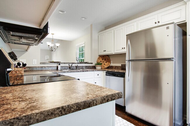 Foto del edificio - 564 Deerchase Ct