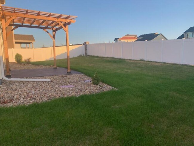 Building Photo - 1040 Mount Oxford Ave