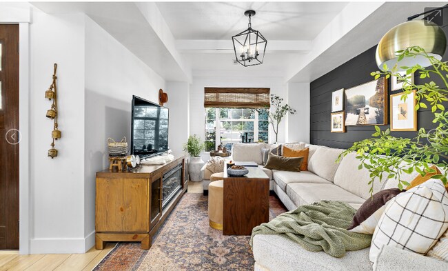 Foto del edificio - 72 N 920 W