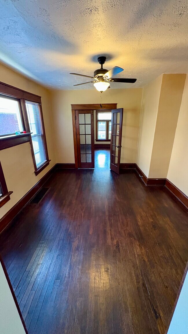 Foto del edificio - 132 E 31st St