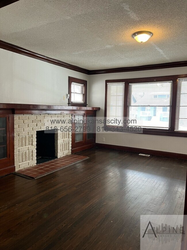Foto del edificio - Quiet Cul de Sac, Lots of Built Ins! App F...