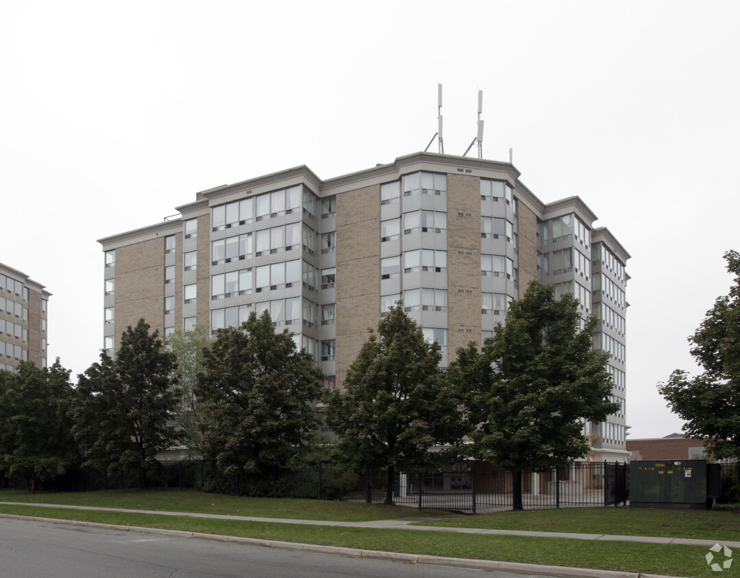 Building Photo - Aghabi Place