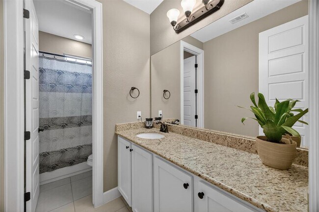 Building Photo - 4017 Benetton Way