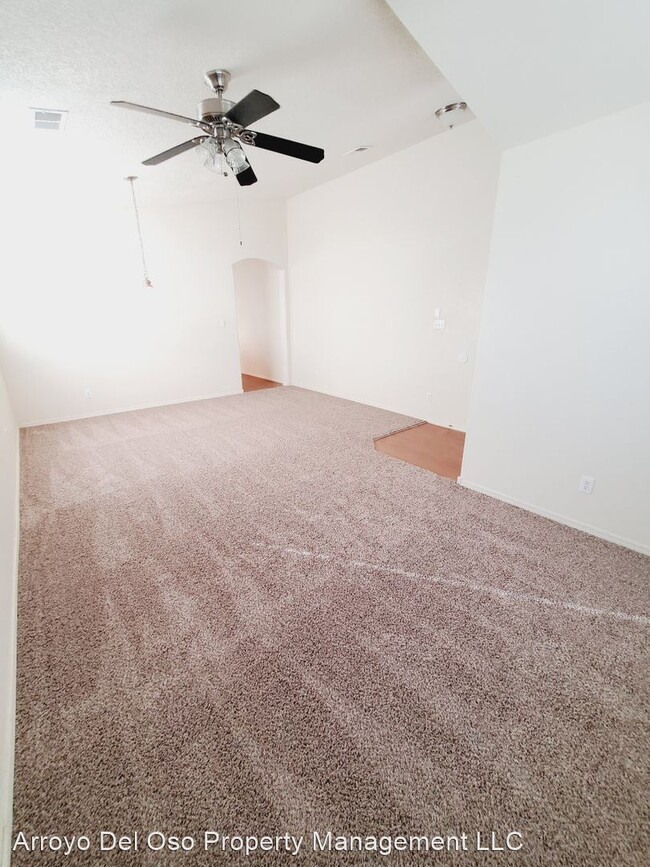 Foto del edificio - 781 Prairie Sage Ct SW