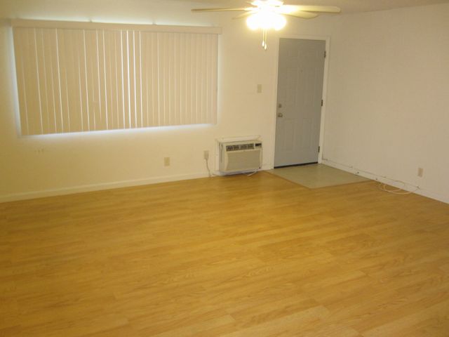 Foto del edificio - 3871 Ryde Ave