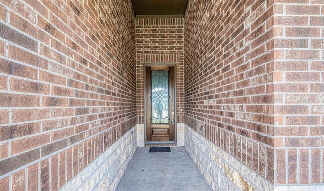Building Photo - 29326 Red Rocks Pk Dr