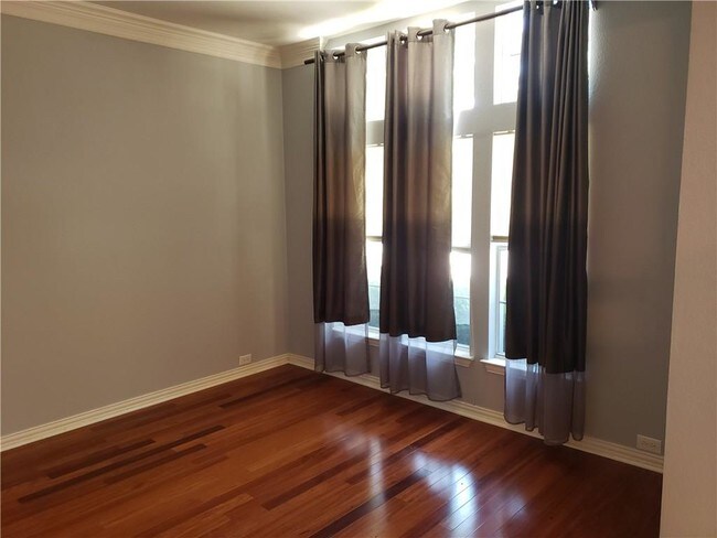 Building Photo - 209 Prism Ln