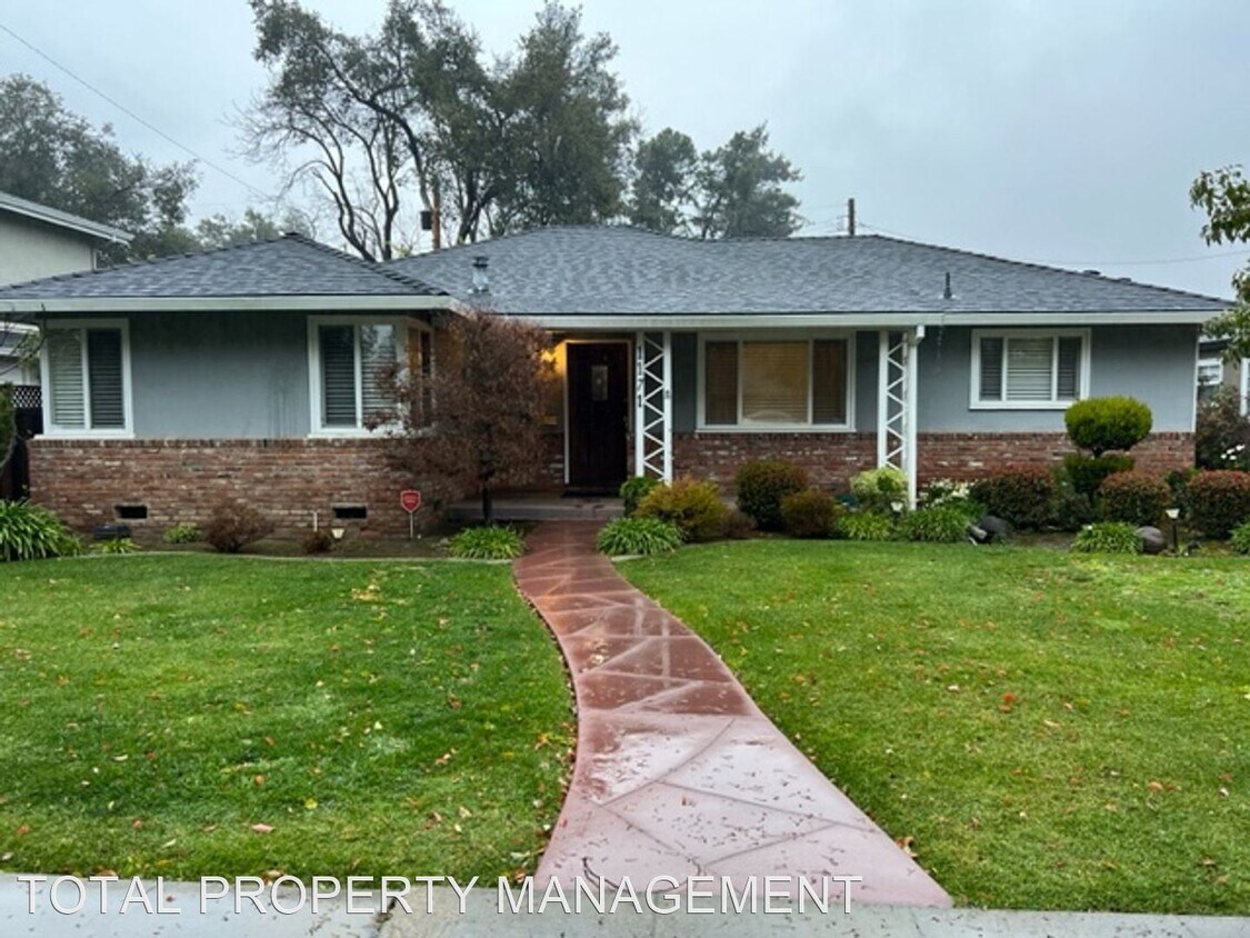 Primary Photo - 3 br, 2 bath House - 1171 WESTWOOD DR