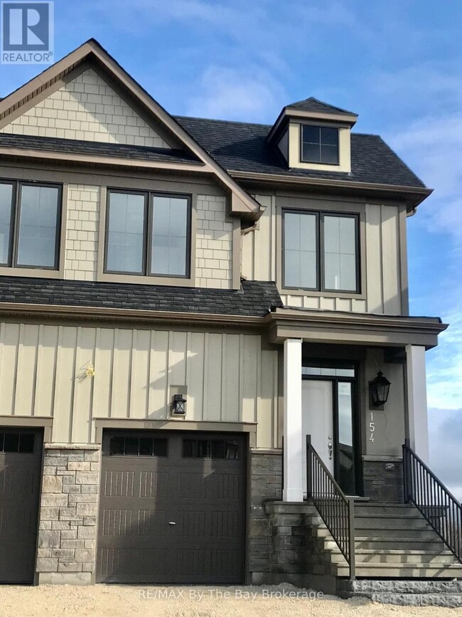 Building Photo - 154 Red Pine St.