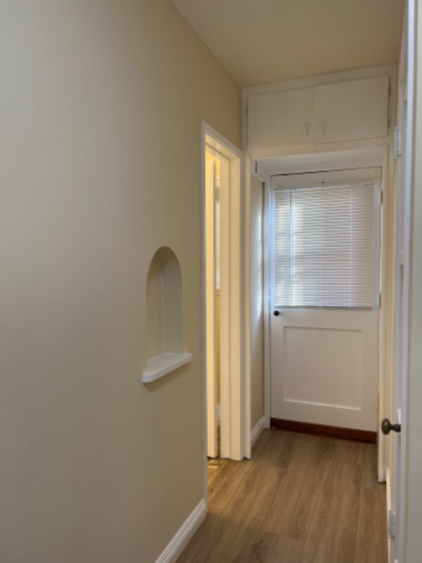 Building Photo - 45 Roycroft Ave