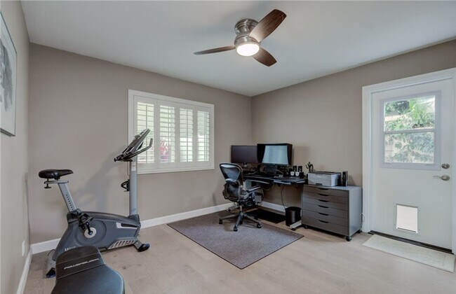 Foto del edificio - 2521 Voorhees Ave
