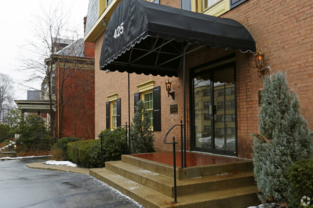Building Photo - 425 N Neville St
