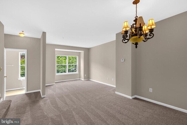 Foto del edificio - 1809 Spanish Oak Ln