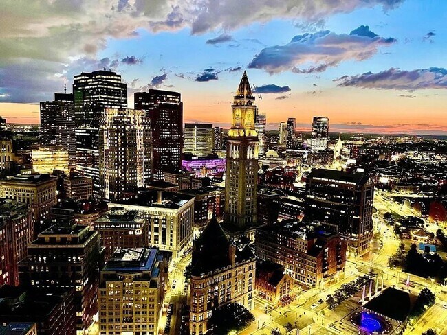 Foto del edificio - Large Waterfront unit