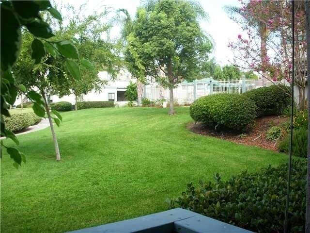 Foto del edificio - 3677 Avocado Village Ct