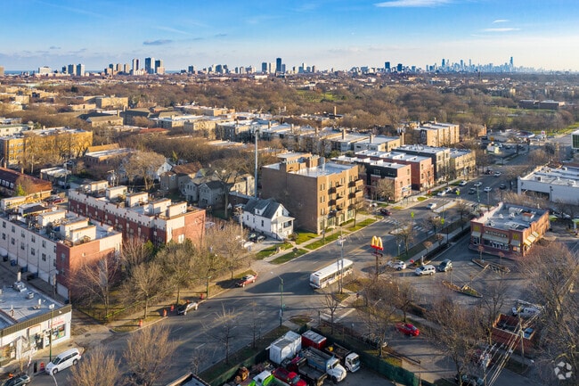 Aerial Photo - 2338 W MORSE Ave