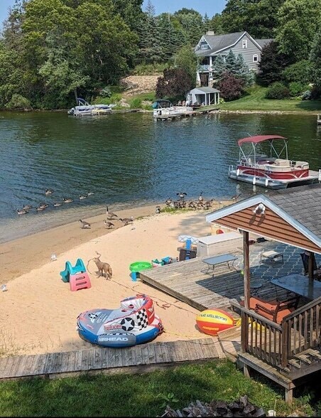 Foto del edificio - 275 St Marys Lake Rd
