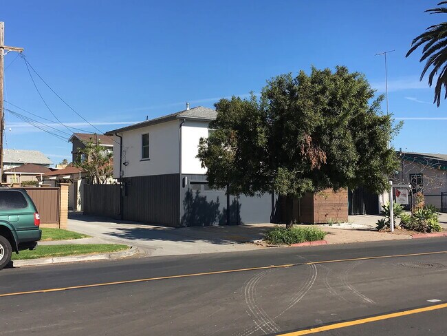 Foto del edificio - 3428 Orange Ave