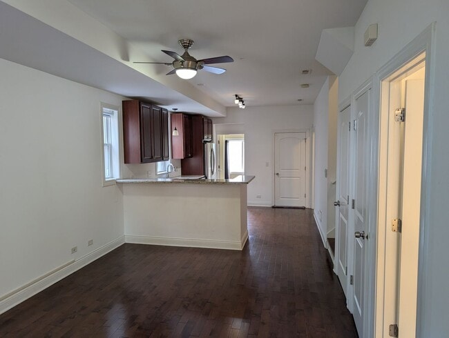 Building Photo - 2649 W 21st Pl