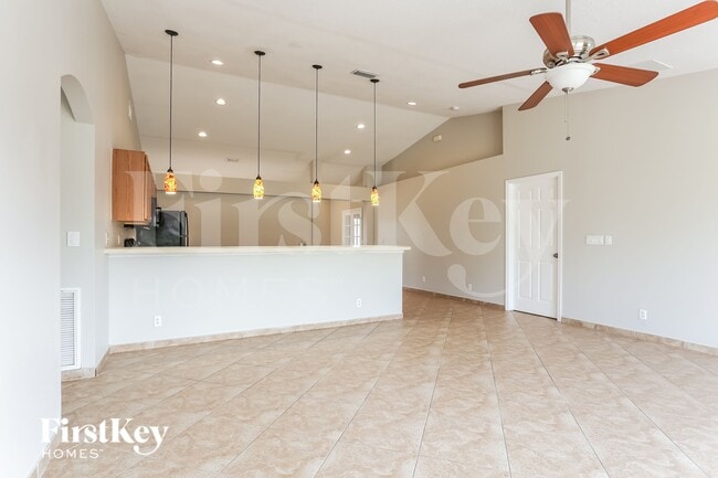 Foto del edificio - 1168 SW Idol Ave