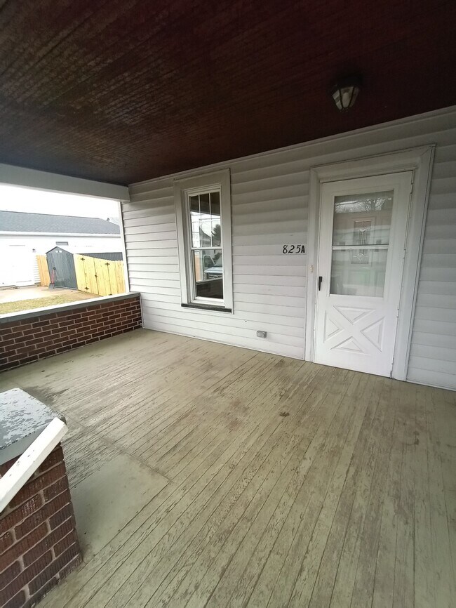 Foto del edificio - 825 Tremont Ave SW