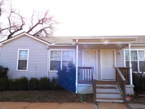 Building Photo - 2818 Mobley