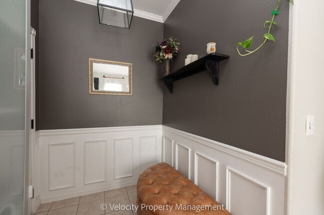 Building Photo - Single Level SW Redmond Home!