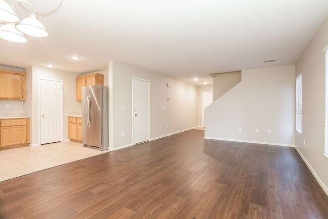 Foto del edificio - 4268 Perfect Drift St