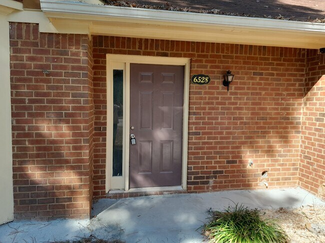 Foto del edificio - 6528 Battery Point