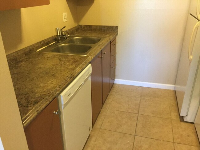 Foto del edificio - Cute upper-level 1bd. in Rohnert Park ~ Available NOW