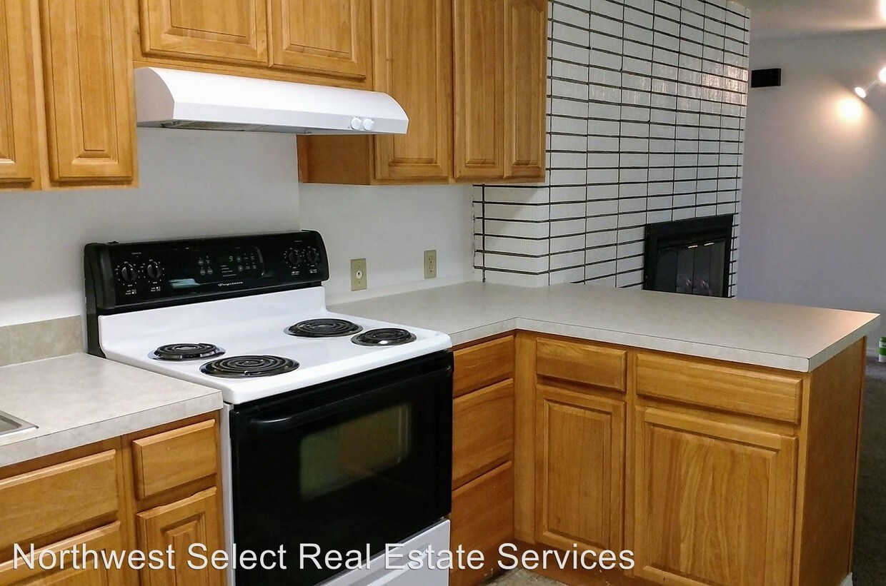 1229 SW 126th St, Burien, WA 98146 Room for Rent in Burien, WA