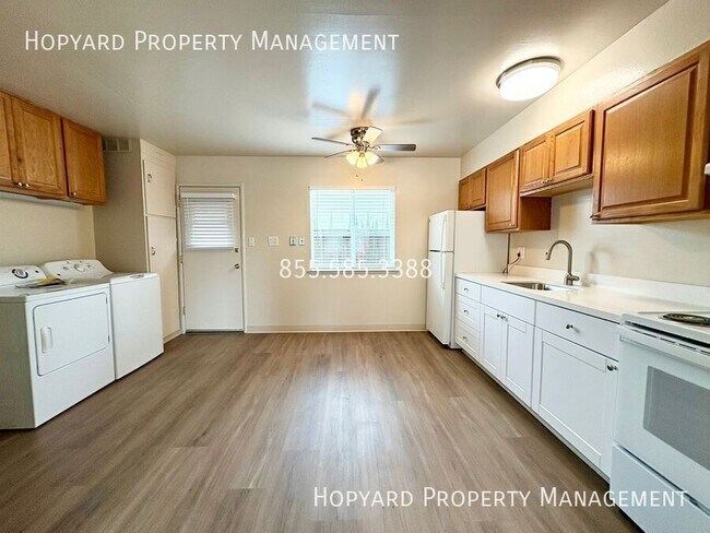Foto del edificio - 1725 Williams St