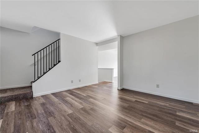 Building Photo - 135 Shadalane Walk