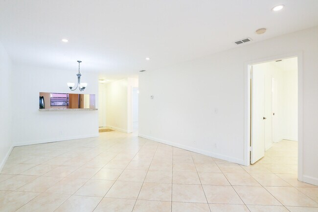 Building Photo - 377 NW 36th Avenue  Deerfield Beach Fl 33442