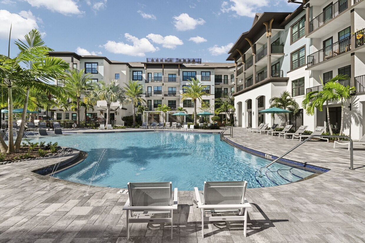 Foto principal - Indigo Stuart Apartments