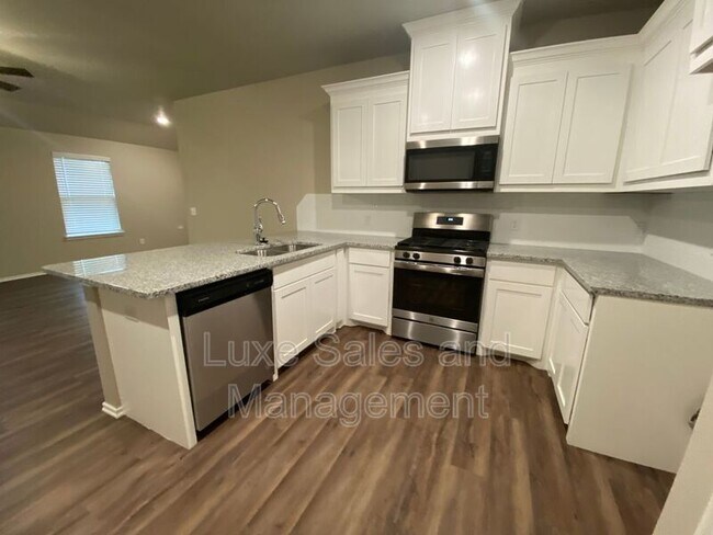 Foto del edificio - 834 NW 116th St