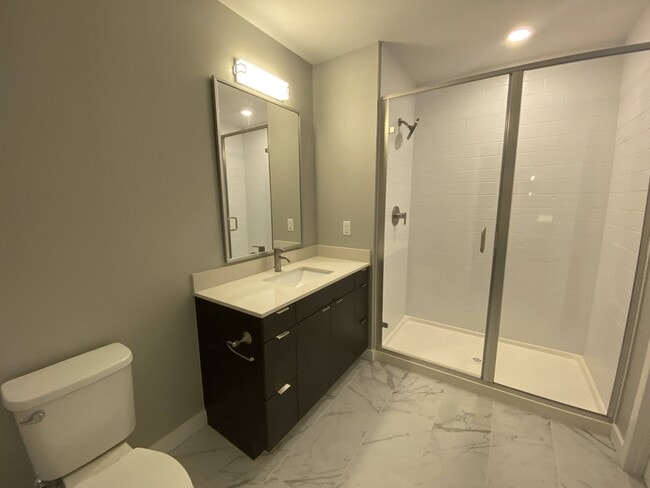 Interior Photo - ONE501