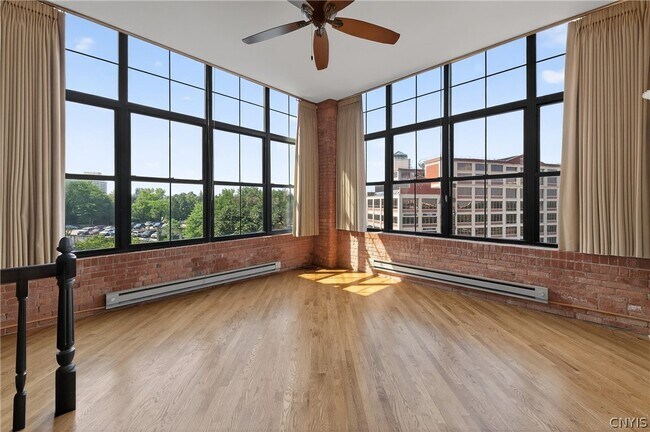 Foto del edificio - 526 Plum St
