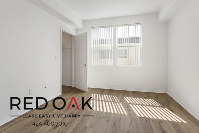 Foto del edificio - 11925 Kling St