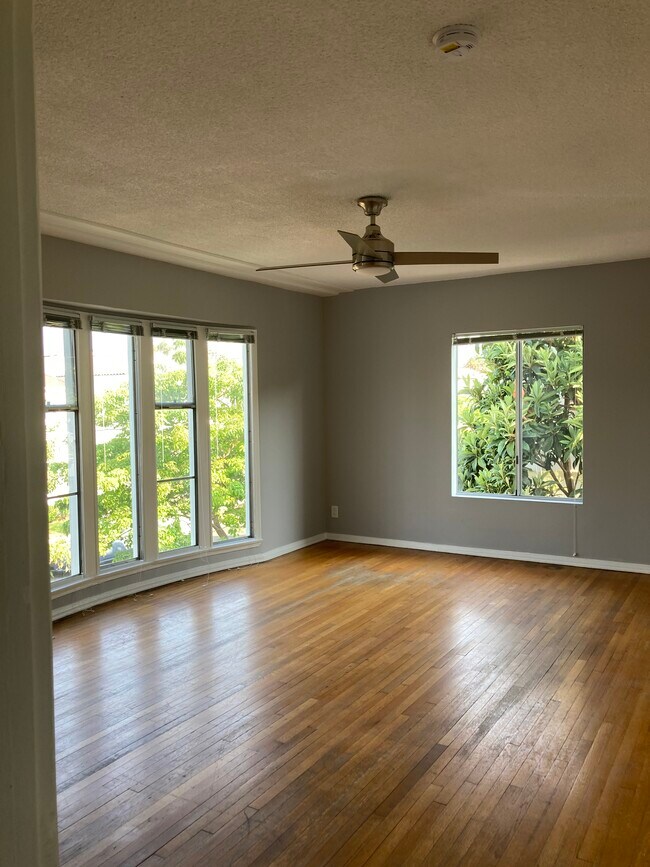 Foto del edificio - 314 N Ogden Dr