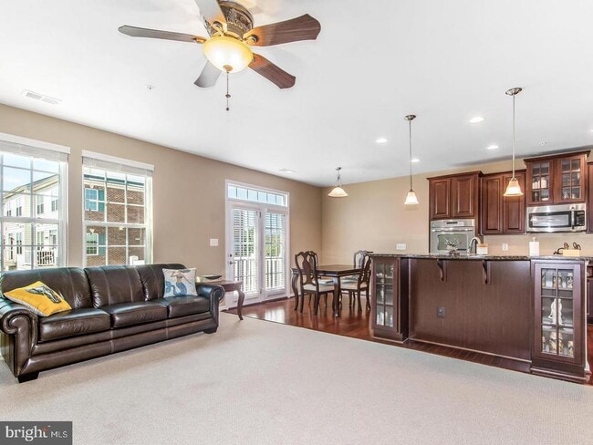 Foto del edificio - 43848 Artsmith Terrace